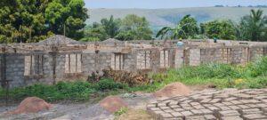 image en avant de PDL-145T-travaux de construction du Centre de santé de Bibodi dans le territoire de Masimanimba dans la province du Kwilu, le 03 mars 2023